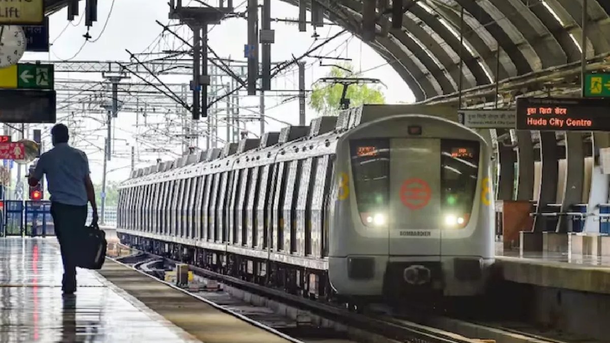 Tragic Incident: 37-Year-Old Man Dies After Allegedly Jumping in Front of Metro at Rohini West Station