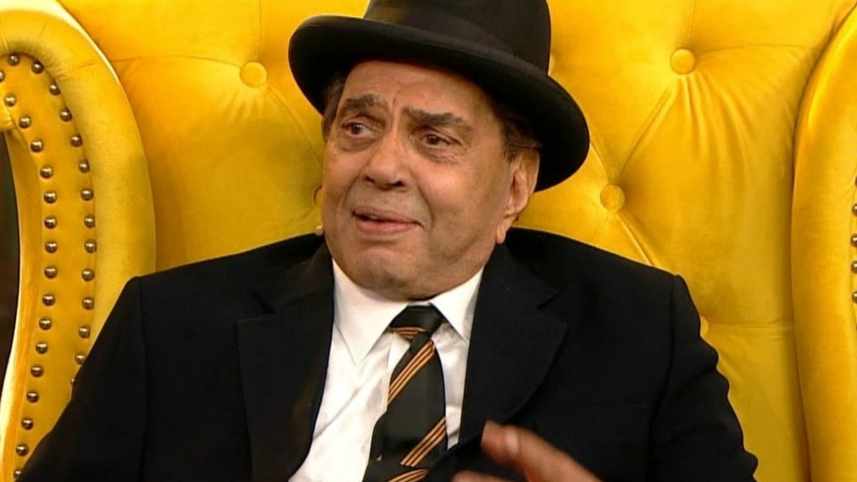 Dharmendra Dies at 89: Remembering the He-Man's ₹450 Cr Net Worth & 100-Acre Farmhouse