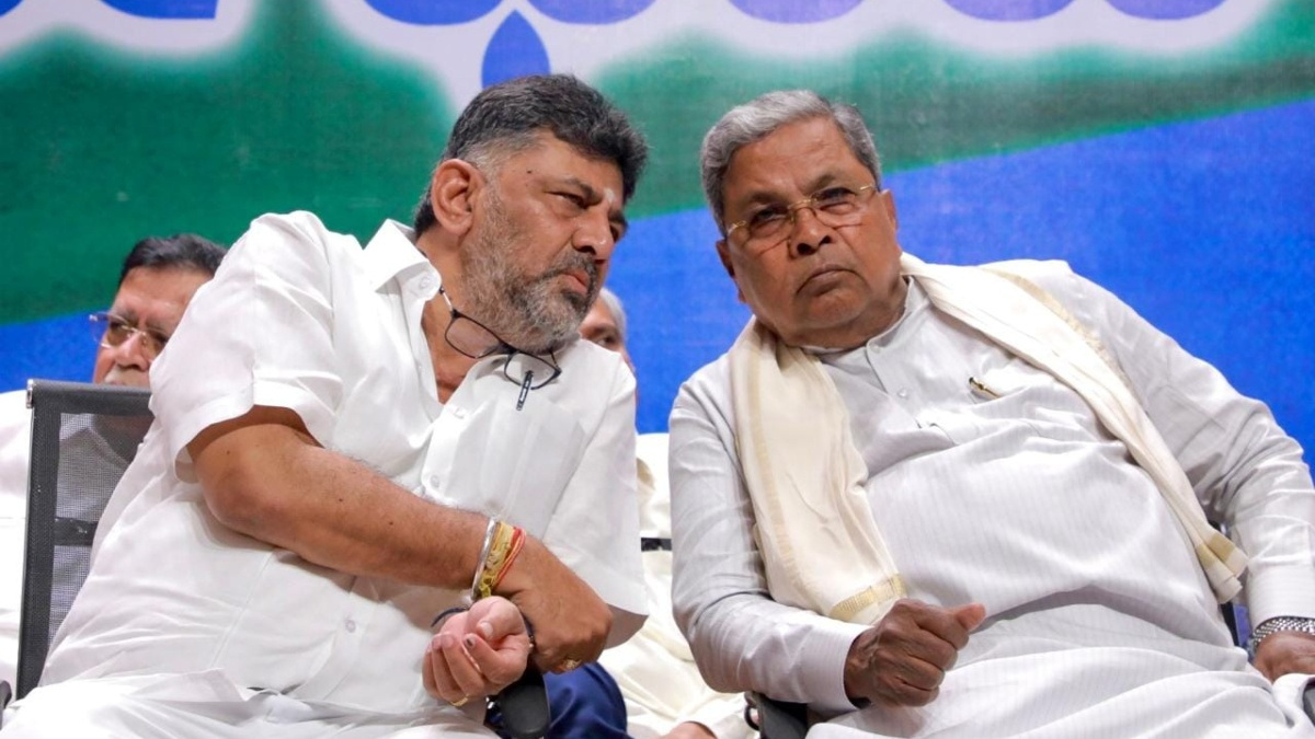 Siddaramaiah Invites DK Shivakumar for Breakfast Amid Leadership Tussle