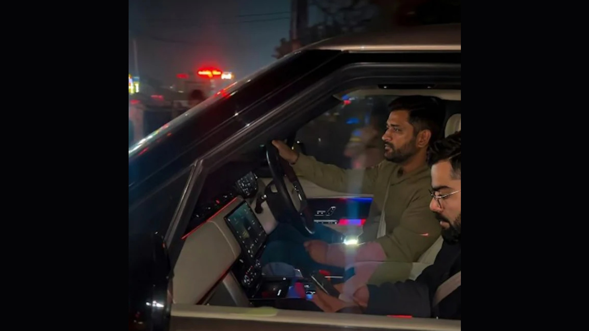 "MahiRat" Viral Video: MS Dhoni Drives Virat Kohli in Ranchi After Private Dinner Ahead of IND vs SA ODI
