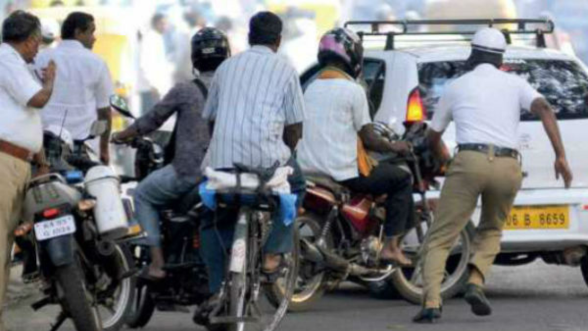 ವಾಹನ ಸವಾರರಿಗೆ ಭರ್ಜರಿ ಆಫರ್!! ಟ್ರಾಫಿಕ್ ಫೈನ್ 50% ರಿಯಾಯಿತಿ ಘೋಷಣೆ