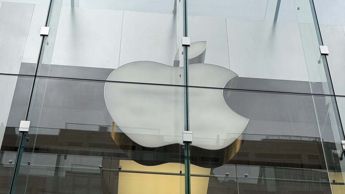 Italy Slaps Apple with $115 Million Fine Over 