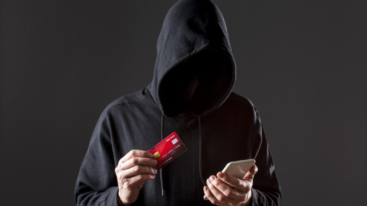 Cyber Terror in Karnataka: Kichcha Sudeep Fan Duped in Fake 'ATS' Arrest; Bagalkot NGO Swindled of ₹2 Crore