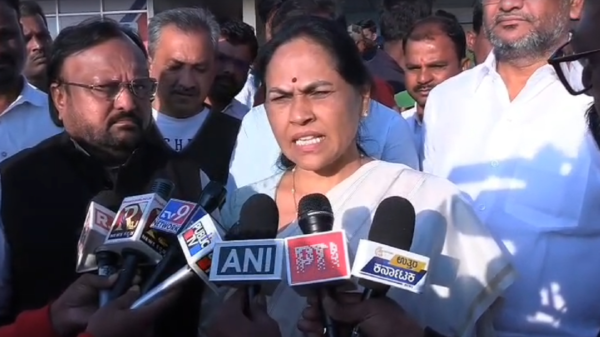 ಅಭಿವೃದ್ಧಿ ಇಲ್ಲ, ಕುರ್ಚಿ ಕಿತ್ತಾಟ ಮಾತ್ರ -  ಶೋಭಾ ಕರಂದ್ಲಾಜೆ ಕಾಂಗ್ರೆಸ್ ವಿರುದ್ಧ ವಾಗ್ದಾಳಿ