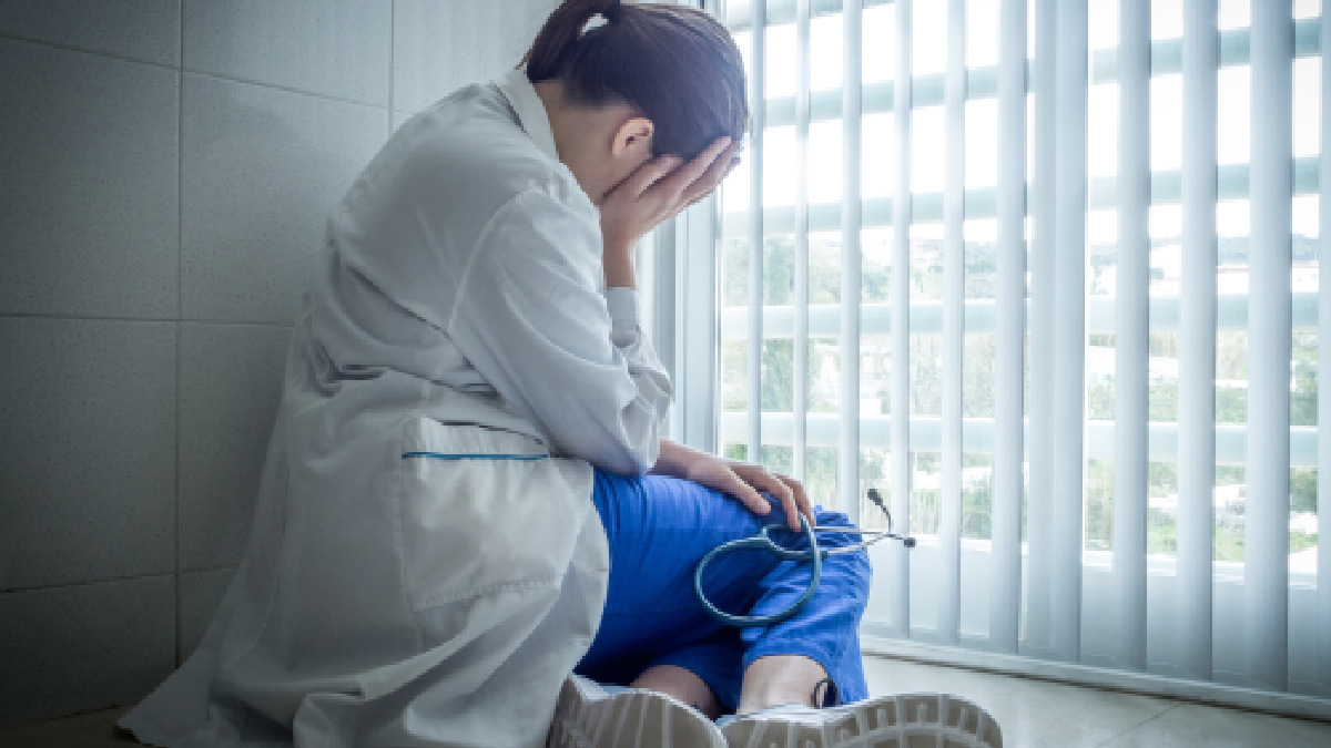 Bengaluru Female Doctor Molested | Photo Credit: https://www.freepik.com/