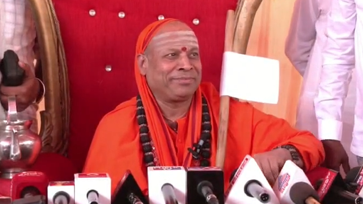 ಡಿಕೆಶಿ ಸಿಎಂ ವಿಚಾರ ಚರ್ಚೆಗೆ ಕಾರಣವಾದ ಶ್ರೀಶೈಲ  ಶ್ರೀಗಳ ಹೇಳಿಕೆ -  ಅಸಲಿಗೆ ಡಿಕೆಶಿ ಸಿಎಂ ಆಗ್ತಾರಾ?