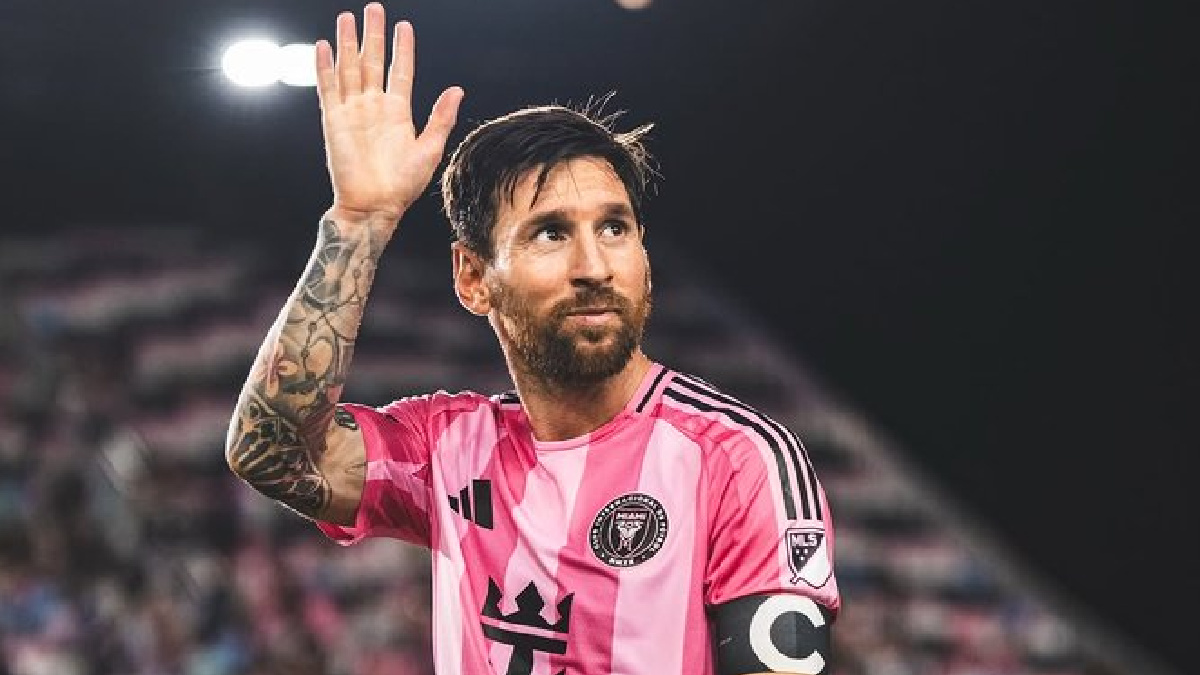 Want a Handshake with Lionel Messi in India? Be Ready to Pay ₹10 Lakh!