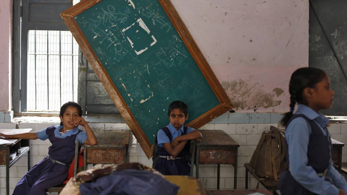 Shocking Reality of India’s Government Schools: Thousands Stand Empty