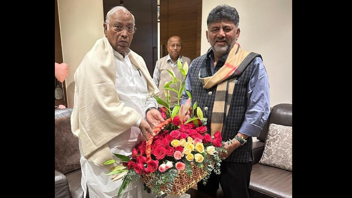 ಖರ್ಗೆ–ಶಿವಕುಮಾರ್ ಭೇಟಿ: ಕಾಂಗ್ರೆಸ್ ತಂತ್ರದ ಚರ್ಚೆ!!