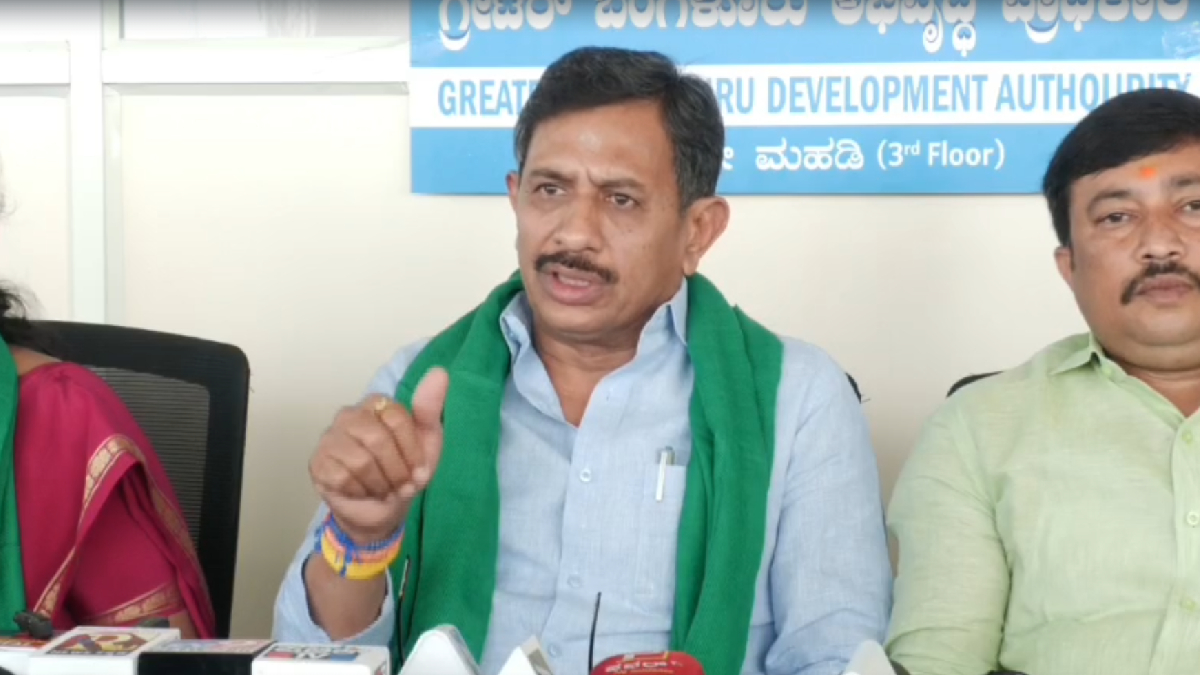 ರೈತರ ಗೊಂದಲ ನಿವಾರಣೆಗೆ ಮಾಹಿತಿ ಕೈಪಿಡಿ ಬಿಡುಗಡೆ ಮಾಡಿದ ಶಾಸಕ !!  ಹೇಳಿದ್ದಿಷ್ಟು