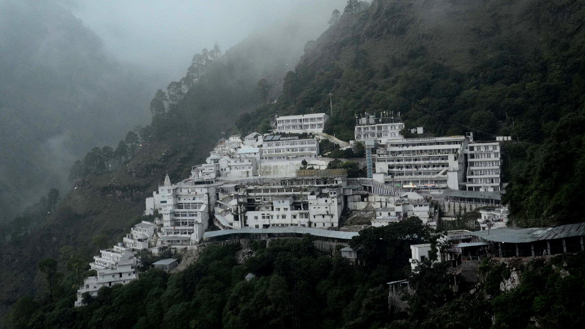 Shri Mata Vaishno Devi Shrine | Photo Credit: https://www.maavaishnodevi.org/