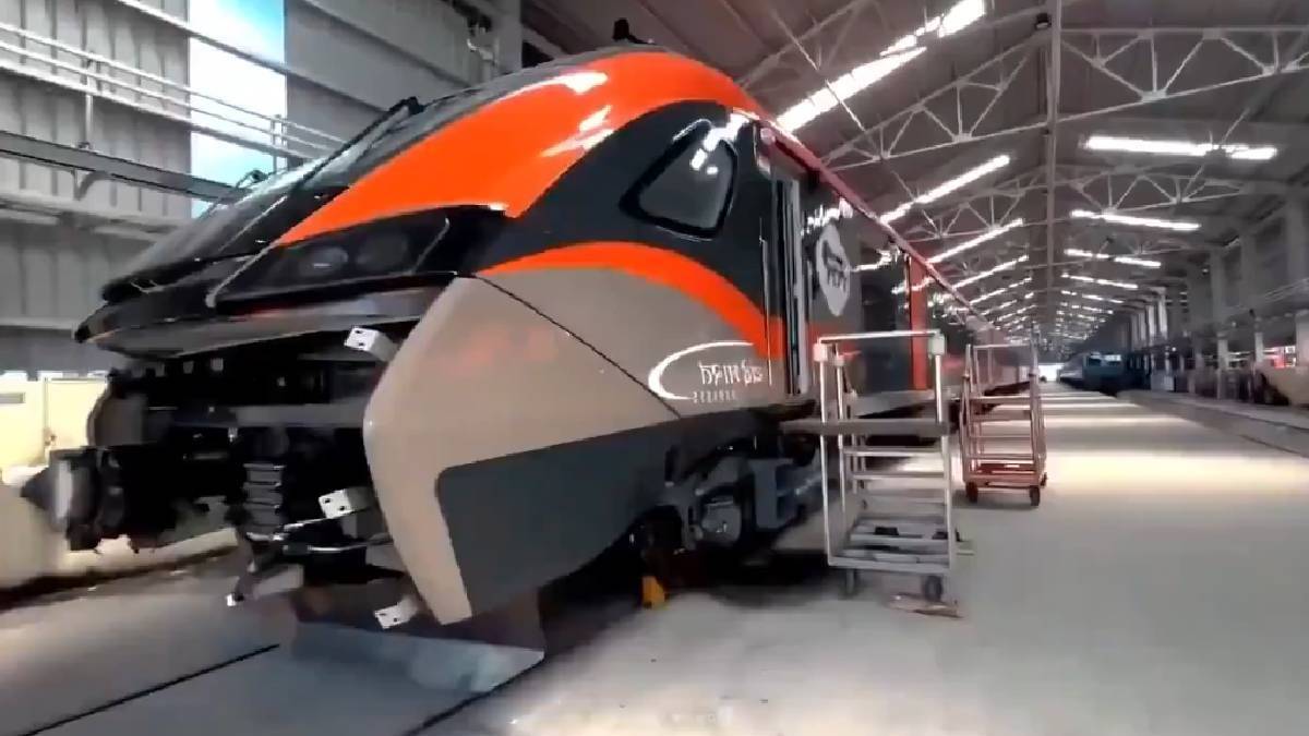 Vande Bharat Sleeper: India’s New Era of Overnight Luxury Travel