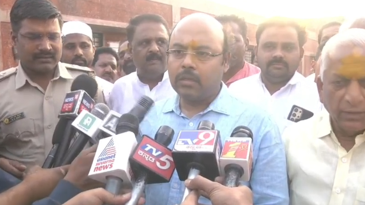 “ನಾನು ಸಾಮಾನ್ಯ ಕಾರ್ಯಕರ್ತ” – ಡಿಸಿಎಂ ಹೇಳಿಕೆಗೆ ಎಂಎಲ್‌ಸಿ ಯತೀಂದ್ರ ಪ್ರತಿಕ್ರಿಯೆ