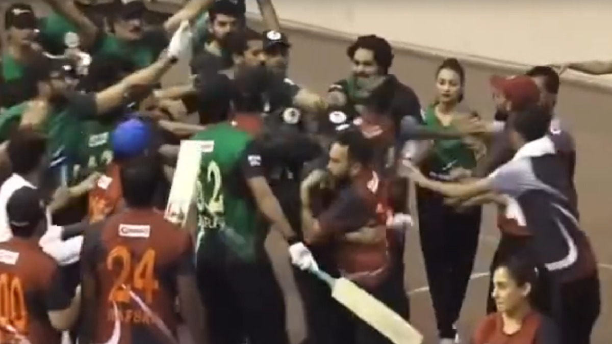 ‘WWE Royal Rumble’ in Dhaka: Bangladesh Celebrity Cricket League Cancelled After Violent Brawl Leaves 6 Injured