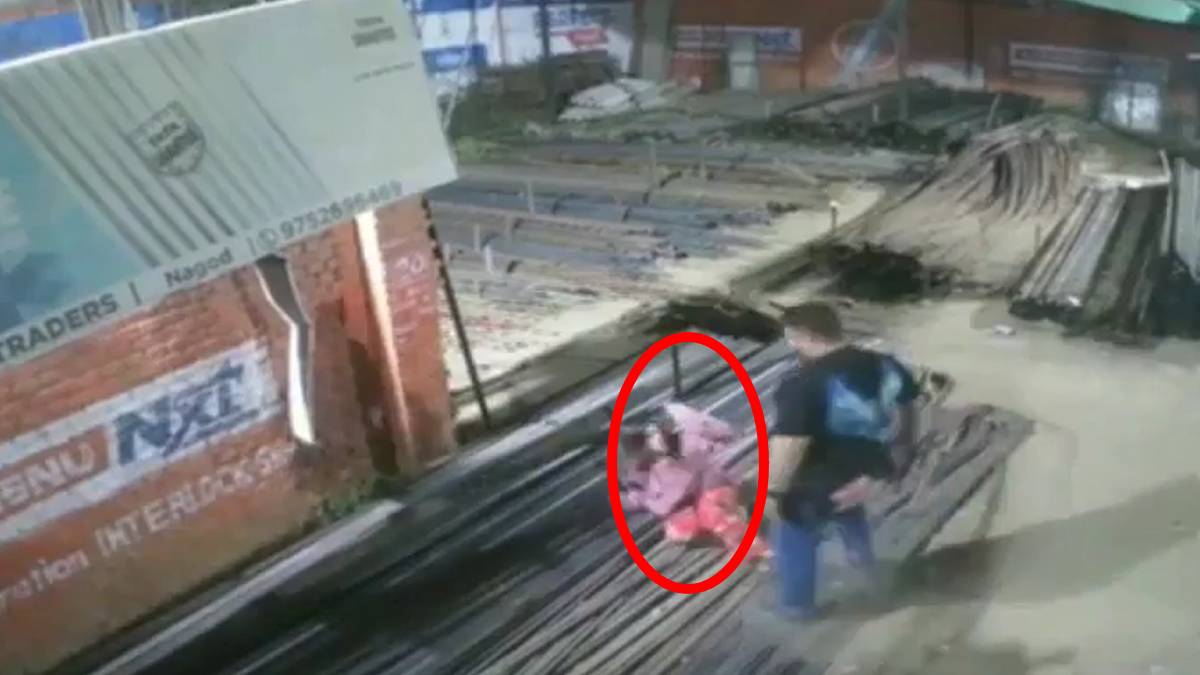 ಮಹಿಳೆ ಮೇಲೆ ದಾಳಿ ನಡೆಸಿದ ಬಿಜೆಪಿ ಮಂಡಲ ಅಧ್ಯಕ್ಷ - ಮಹಿಳೆಯರ ಸುರಕ್ಷತೆ ಎಲ್ಲಿದೆ ಎಂದ ನೆಟ್ಟಿಗರು!!