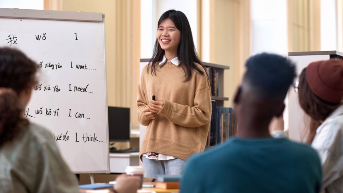 Ways to Master Your Body Language and Influence Without Words