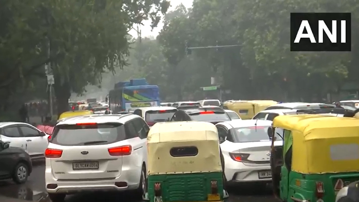 Delhi Traffic Alert: Rain and Republic Day Full-Dress Rehearsal Cause Massive Gridlock at Talkatora Road