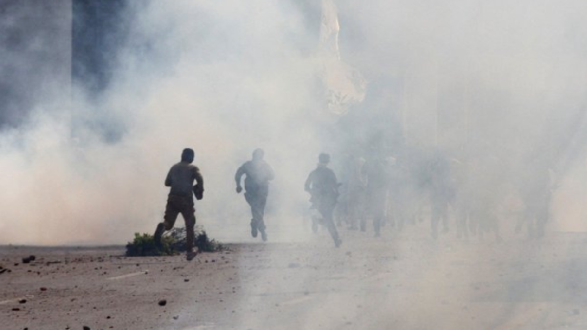 Pakistan: 7 Killed, 10 Injured in D.I. Khan Suicide Bombing