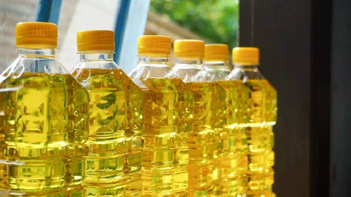 ಬಂಗಾರ ಬೆಳ್ಳಿ ನಡುವೆ ಬಾರಿ ದುಬಾರಿಯಾದ ಅಡುಗೆ ಎಣ್ಣೆ ರೇಟ್ - ಶಾಕ್ ಆದ ಗೃಹಿಣಿಯರು!!