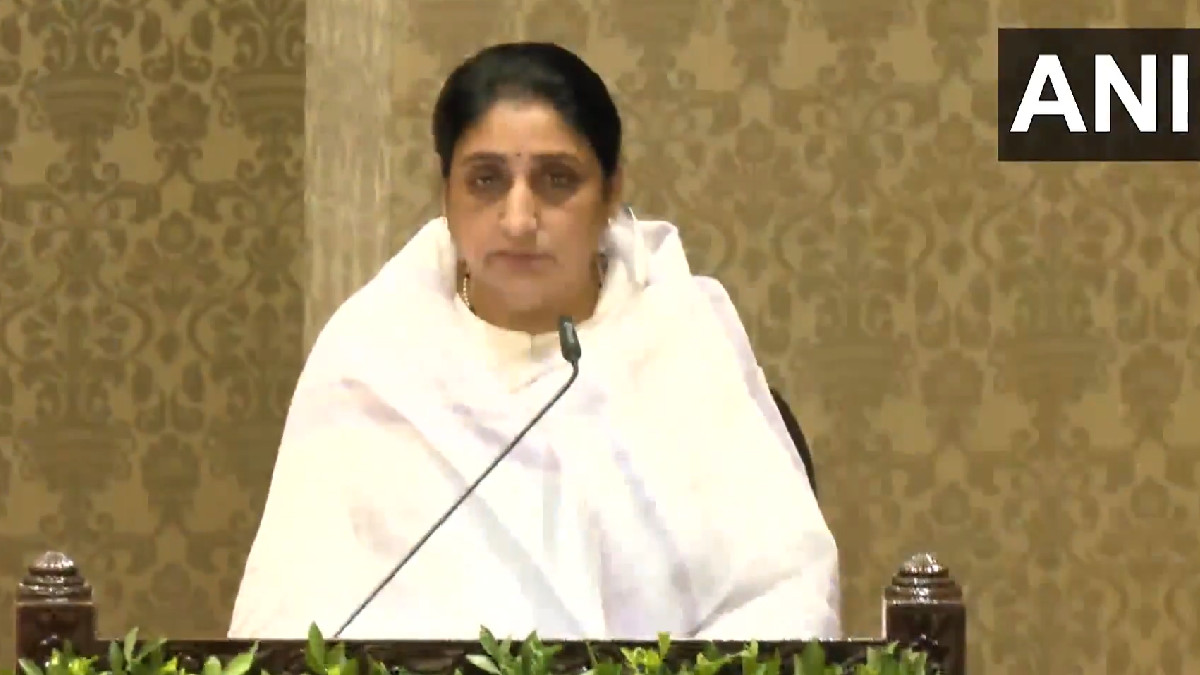 Sunetra Pawar Takes Oath as Maharashtra’s First Woman Deputy CM