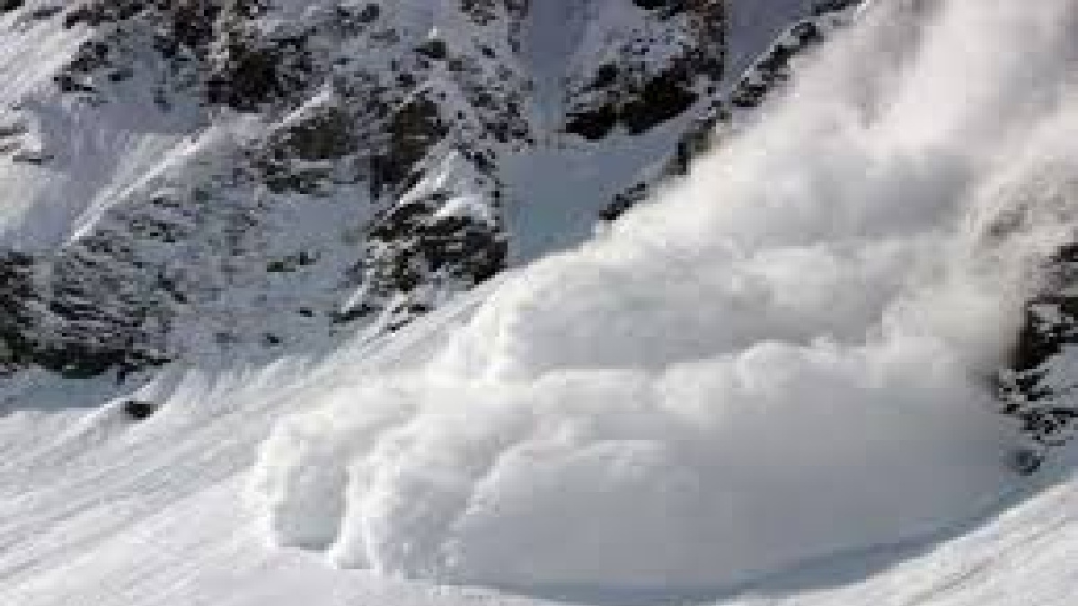 Avalanche Hits North Portal of Atal Tunnel; Manali-Keylong Road Blocked