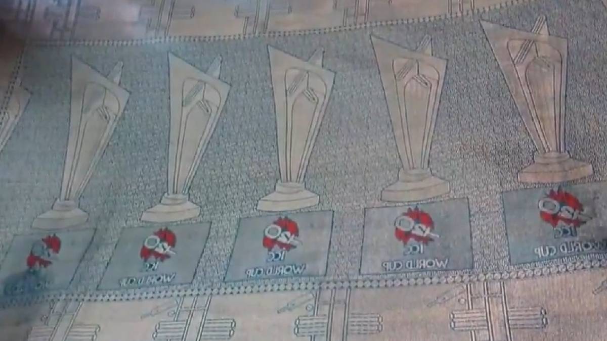 Varanasi Honors Cricket Families with Banarasi Sarees Ahead of T20 World Cup