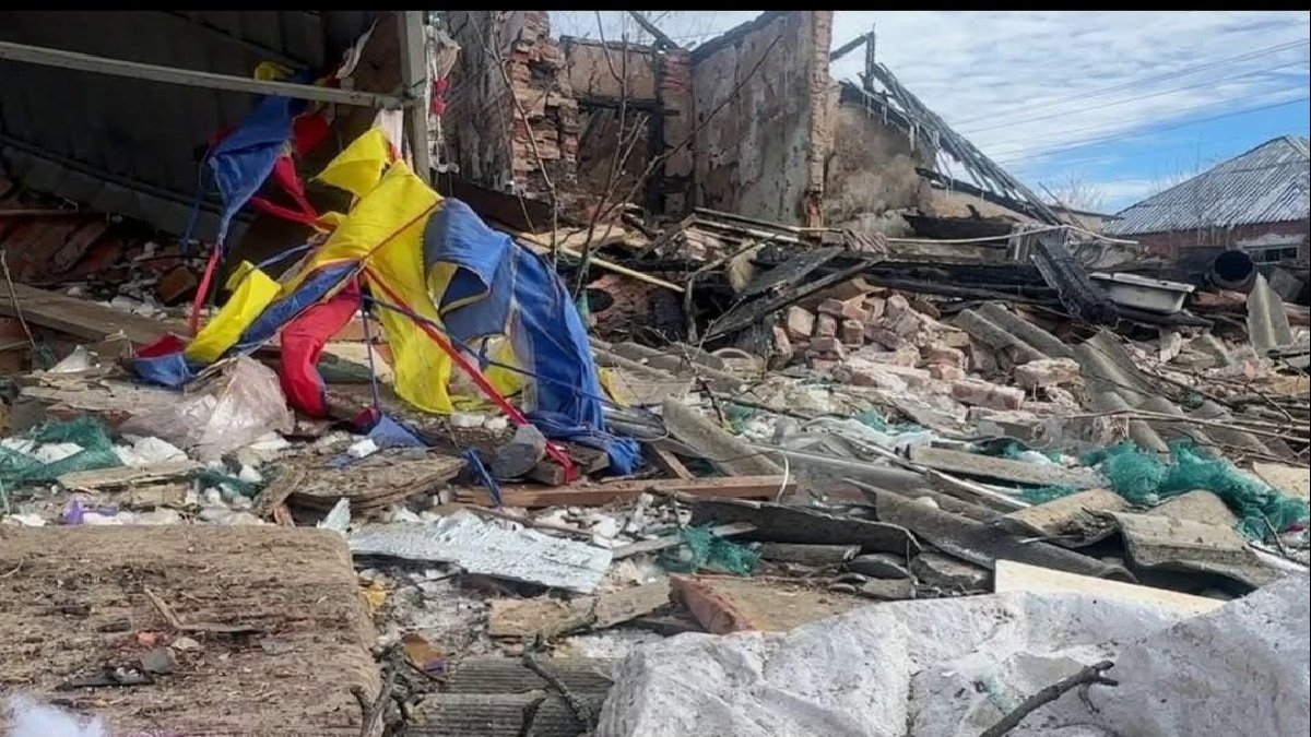 Ukraine: 4 Killed, Including Three Children, in Brutal Russian Drone Strike | Photo Credit: https://x.com/angel_zsu