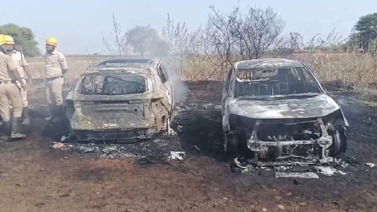 ನಾರಾಯಣಪುರದಲ್ಲಿ ದುಬಾರಿ ಕಾರ್‌ಗೆ ಬೆಂಕಿ – ದೊಡ್ಡ ಅನಾಹುತ!!