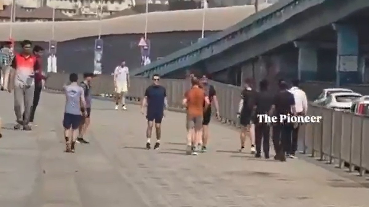French President Emmanuel Macron Spotted Jogging in Mumbai | Photo Credit: https://x.com/IndianTechGuide | The Pioneer
