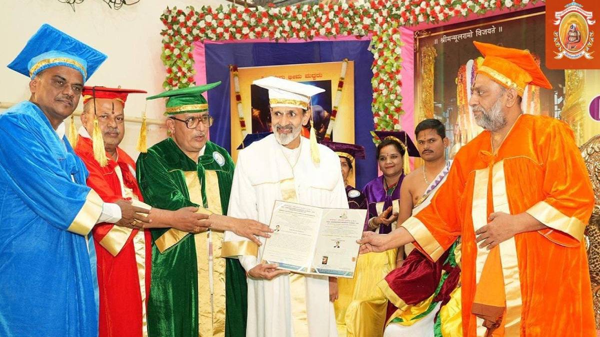 ಸ್ಯಾಂಡಲ್‌ವುಡ್‌ನ 'ಮಂಗಳ ಹಸ್ತ'ಕ್ಕೆ ಡಾಕ್ಟರೇಟ್ ಗರಿ - ರಾಘವೇಂದ್ರ ರಾಜ್‌ಕುಮಾರ್ ಸಾಧನೆಗೆ ಅಂತಾರಾಷ್ಟ್ರೀಯ ಮನ್ನಣೆ!