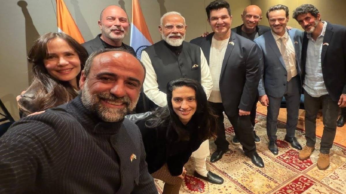 PM Modi’s Friendly Selfie With Fauda Team in Israel