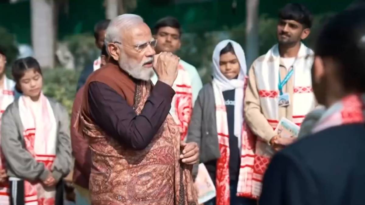 ಪರೀಕ್ಷೆ ವಿಷಯಕ್ಕೆ ವಿದ್ಯಾರ್ಥಿಗಳಿಗೆ ಸೂಕ್ಷ್ಮ ವಿಚಾರಗಳ ಪಾಠ ಹೇಳಿಕೊಟ್ಟ ಮೋದಿ -  AI ಬಳಕೆ ಬಗ್ಗೆ ಮಾತು!!