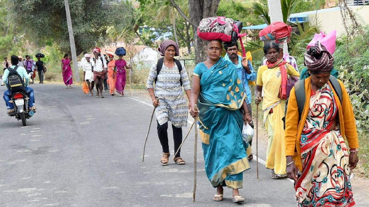 ಮಲೆ ಮಹದೇಶ್ವರ ಬೆಟ್ಟಕ್ಕೆ ಪಾದಯಾತ್ರೆ ಹೊರಟಿದ್ದೀರಾ? ಈ ಹೆಲ್ಪ್‌ಲೈನ್ ನಂಬರ್ ಮತ್ತು ನಿಯಮಗಳು ತಿಳಿದಿರಲಿ.