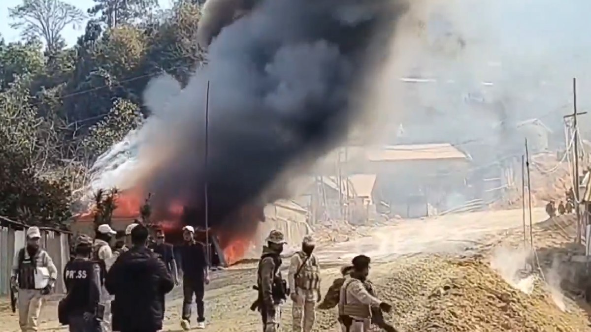 Fresh Violence in Manipur’s Ukhrul: Over 20 Houses Torched in Litan Village, Curfew Imposed