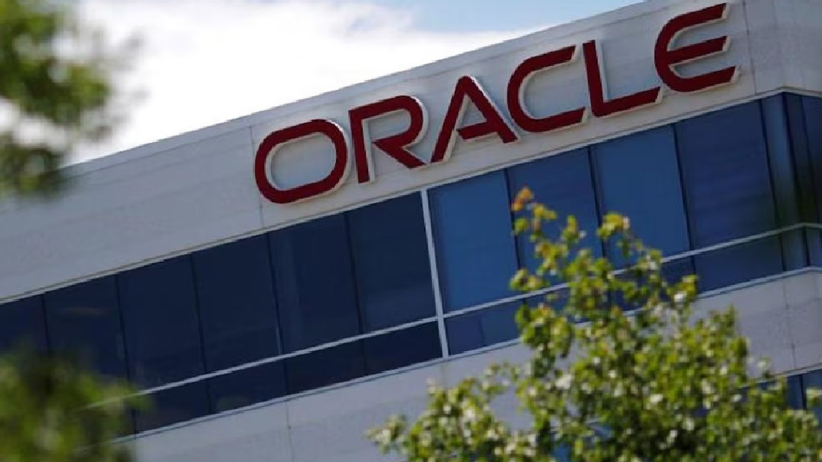 Oracle Layoffs 2026: 30,000 Jobs at Risk Over AI Funding Crunch