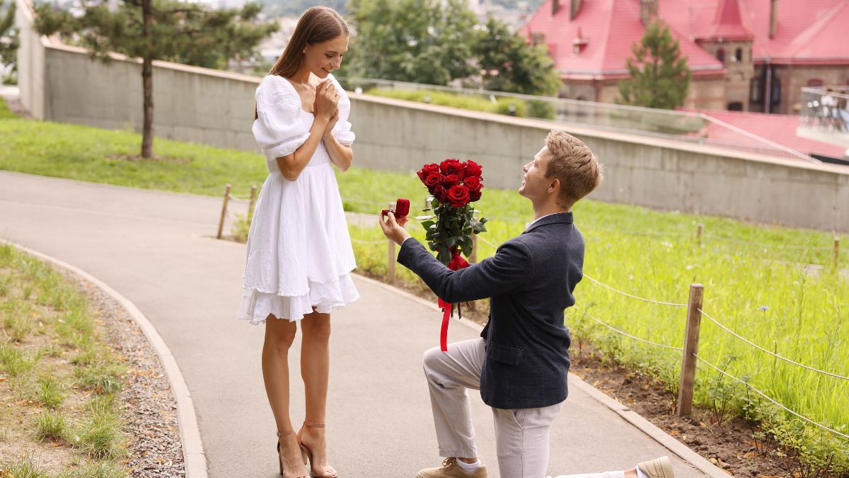 Happy Propose Day 2026: Top 150 Wishes, Greetings & Romantic Quotes