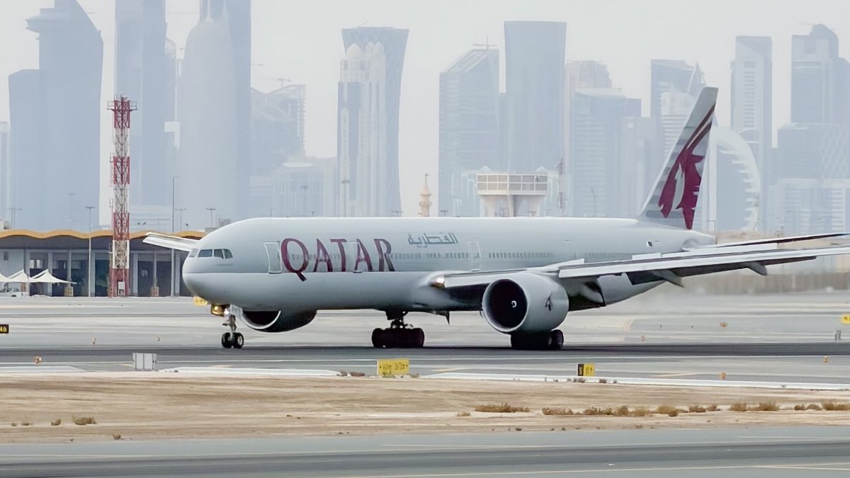 Qatar Airways Suspends All Flights as Middle East Airspace Closures Spread