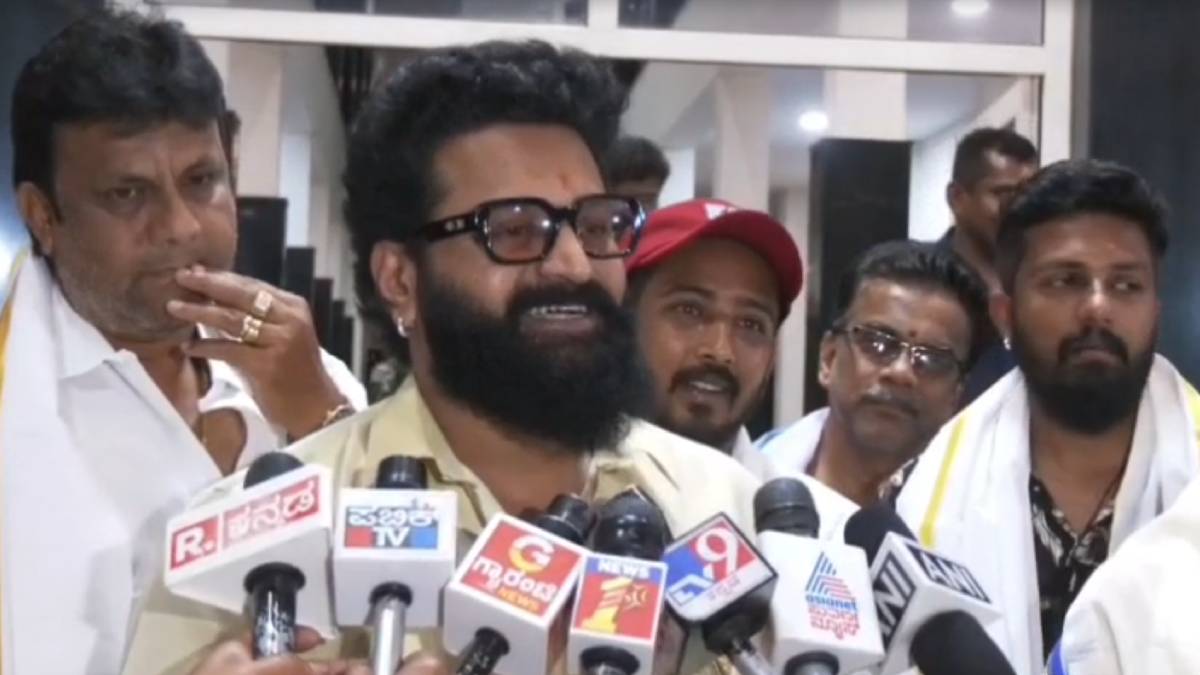 ರಶ್ಮಿಕಾ ಮಂದಣ್ಣ ಮದುವೆ ಬಗ್ಗೆ ರಿಷಬ್ ಶೆಟ್ಟಿ ಬಳಿ ಪ್ರಶ್ನೆ ಮಾಡಿದ ಪತ್ರಕರ್ತ - ರಿಷಬ್ ನೀಡಿದ ರಿಯಾಕ್ಷನ್ ವೈರಲ್!!