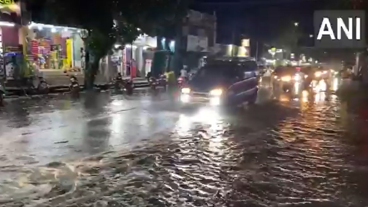 Tamil Nadu: Heavy Rain in Thoothukudi; Severe Waterlogging Reported