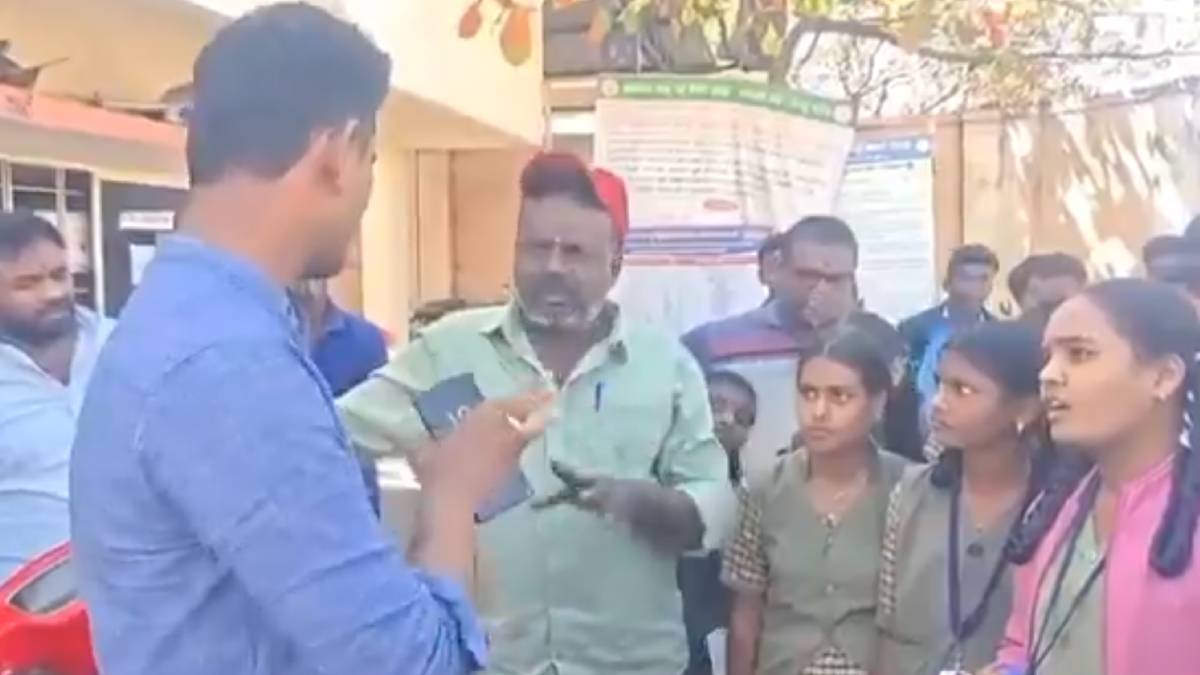 'ಸರ್, ಬಸ್ ಸರಿಯಾದ ಸಮಯಕ್ಕೆ ಬರೋದಿಲ್ಲ' - ಅಧಿಕಾರಿಗಳ ಮುಂದೆ ಶಾಲಾ ಮಕ್ಕಳ ನೋವು!!