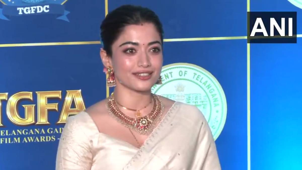 ಗದ್ದರ್ ಫಿಲ್ಮ್ ಅವಾರ್ಡ್ಸ್‌ನಲ್ಲಿ ರಶ್ಮಿಕಾ ಮಂದಣ್ಣ ಮಿಂಚು - ಅಭಿಮಾನಿಗಳಿಗೆ ಯುಗಾದಿ ಹಬ್ಬದ ವಿಶೇಷ ಶುಭಾಶಯ!!