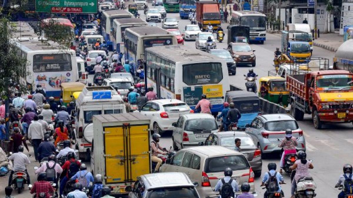 Bengaluru Traffic Diversions Near Freedom Park Due to Protest – Check Alternate Routes