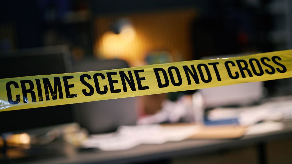 Tamil Nadu Horror: CCTV Reveals Wife Allegedly Setting Husband on Fire After Claiming Suicide