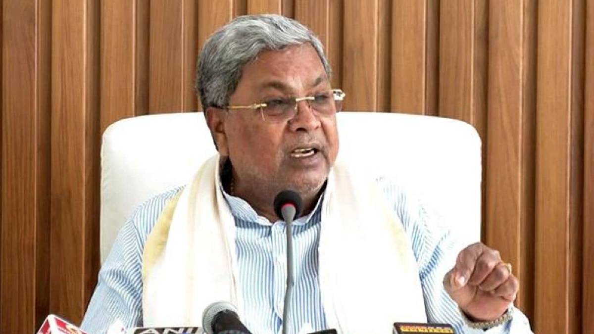 CLP ಸಭೆಯಲ್ಲಿ ಶಾಸಕರ 'ಬಂಡಾಯ'ದ ಬಿಸಿ: ಸ್ವಪಕ್ಷದ ಸಚಿವರ ವಿರುದ್ಧವೇ ತಿರುಗಿಬಿದ್ದ ಕೈ ಶಾಸಕರು!