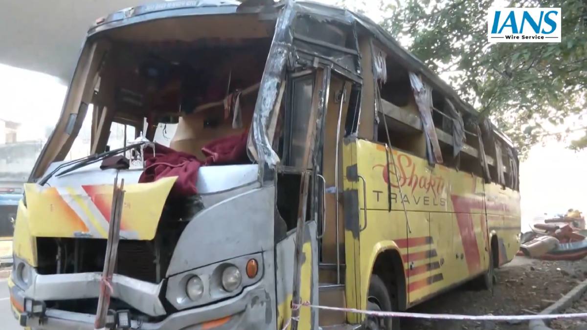 Delhi Bus Accident | Photo Credit: IANS
