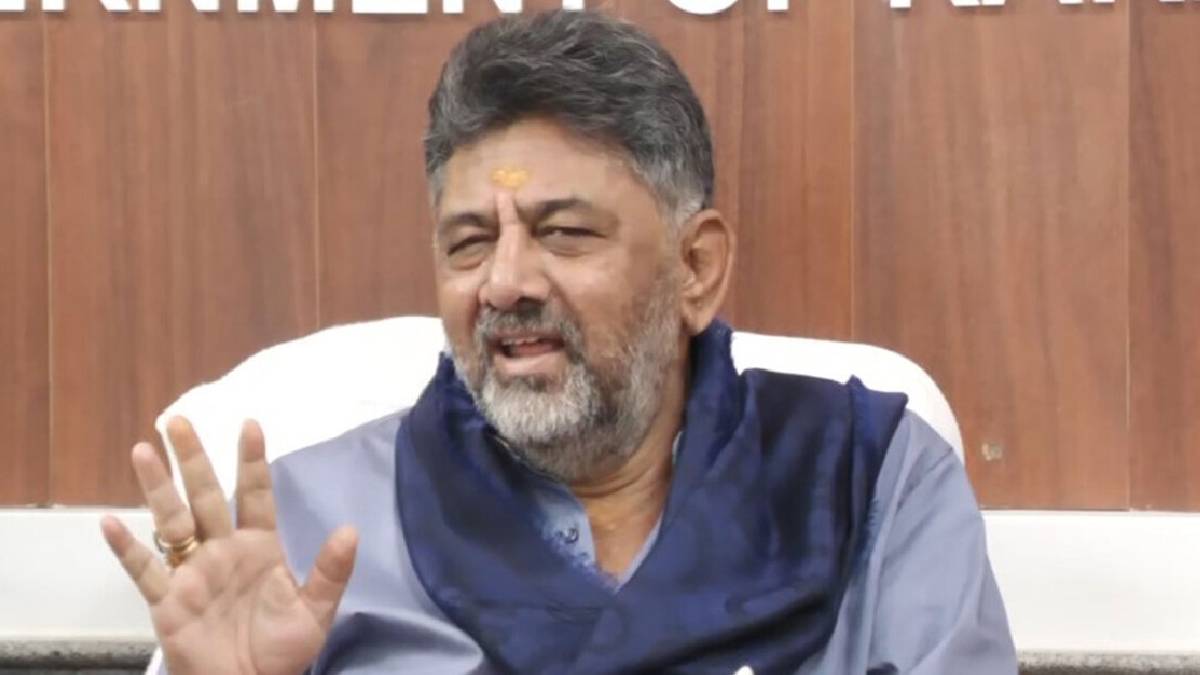 ಡಿಕೆಶಿ 'ಡಿನ್ನರ್ ಡಿಪ್ಲೋಮಸಿ' - ಡಿನ್ನರ್ ಪಾರ್ಟಿ ನೆಪದಲ್ಲಿ ನಾಯಕತ್ವ ಬದಲಾವಣೆಯ ಮುನ್ನುಡಿ? ಇಲ್ಲಿದೆ ಗುಟ್ಟು!!