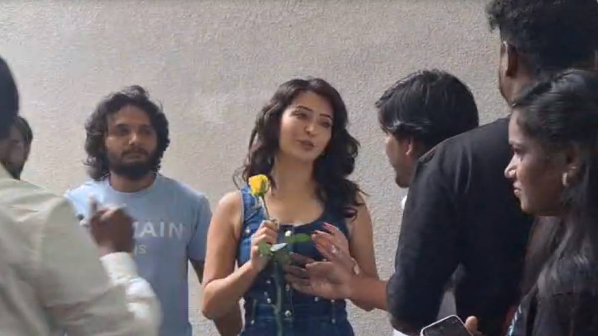 ಅಭಿಮಾನಿಗಳ ಜೊತೆ 'ಸಿಂಡ್ರೆಲ್ಲಾ' ಬರ್ತ್‌ಡೇ ಸಂಭ್ರಮ -  ಬೆಂಗಳೂರಿನಲ್ಲಿ ರಾಧಿಕಾ ಪಂಡಿತ್ ಹವಾ!!