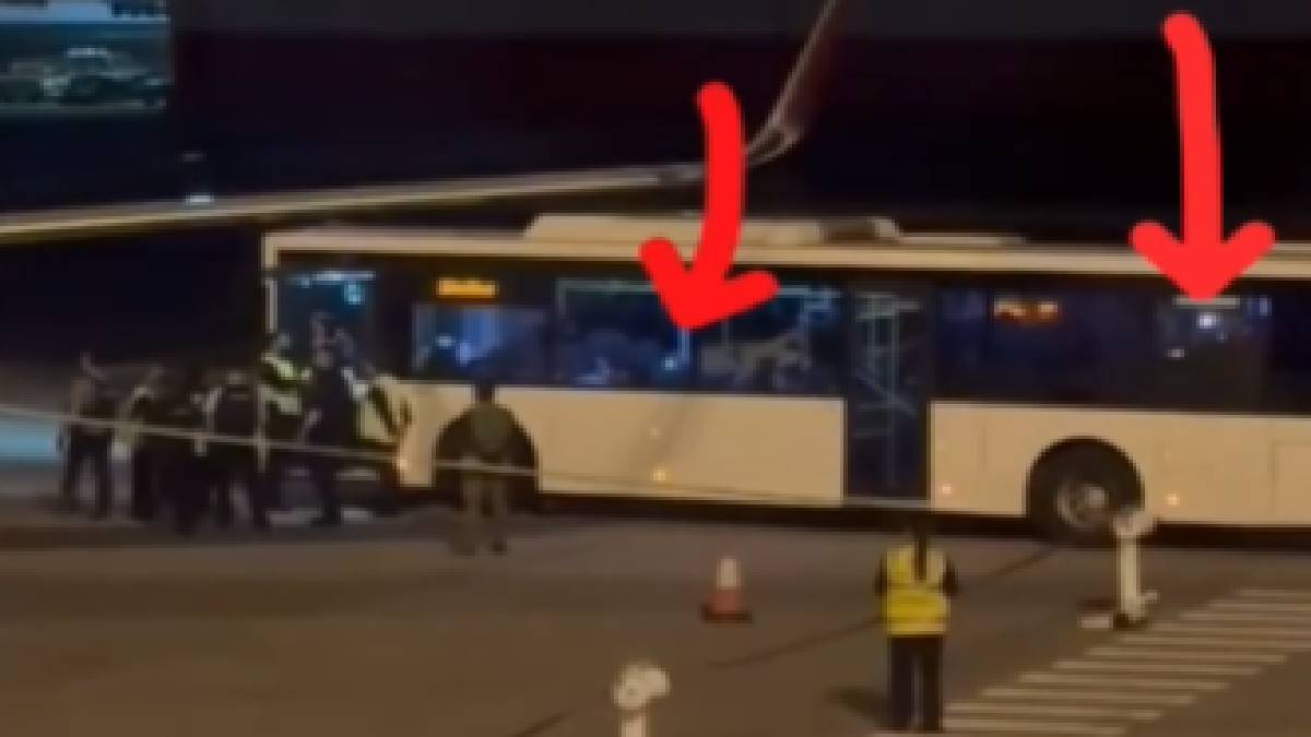 Iranian Women’s Soccer Team Sends SOS Signals in Australia