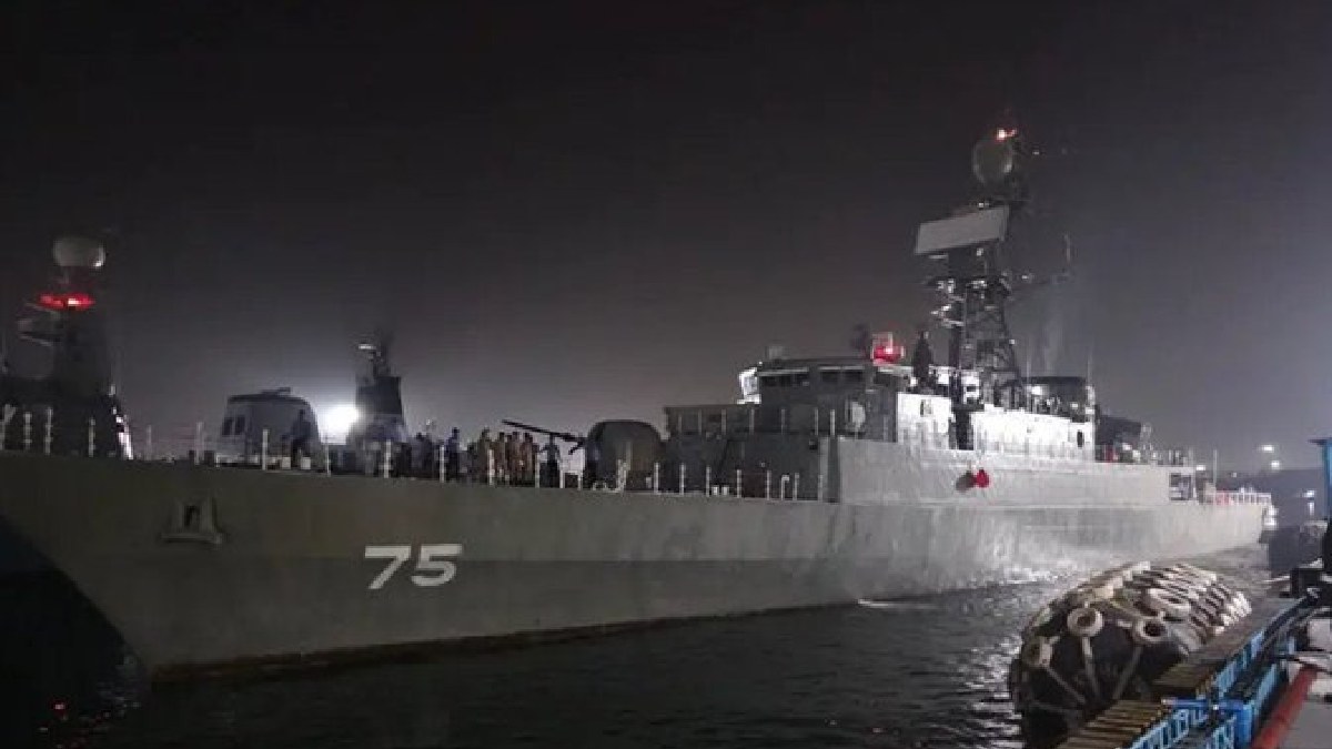 Iranian Warship IRIS Dena Sinks Off Sri Lanka: 101 Missing After Submarine Strike