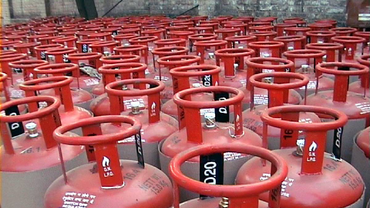 LPG Price Hike March 2026: Rising Costs for Indian Households and Businesses